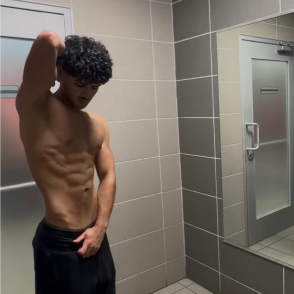 rodericksafavi